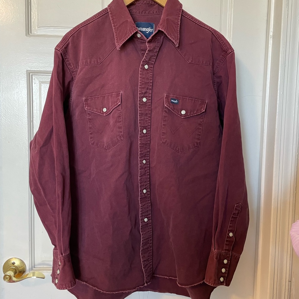 Wrangler Men's Burgundy Shirt